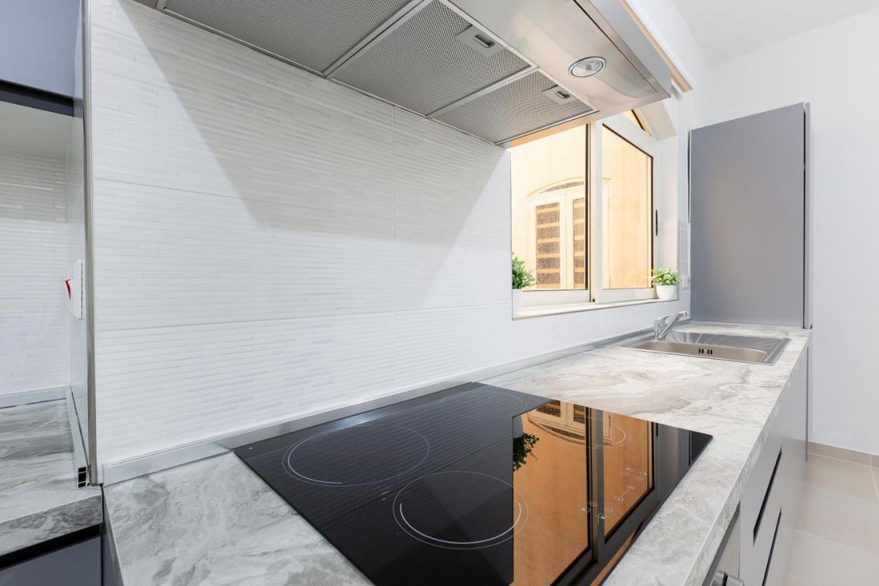 Sliema Central Apartment Just Minutes From The Beach By Jl Kültér fotó