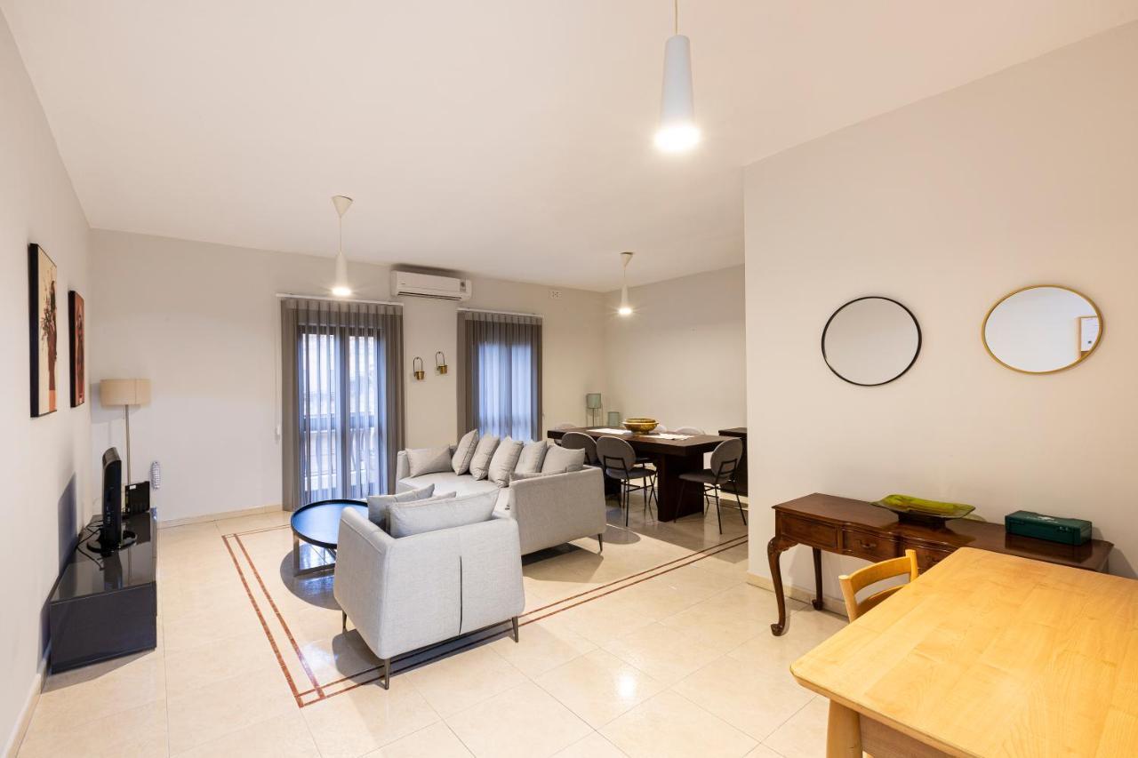 Sliema Central Apartment Just Minutes From The Beach By Jl Kültér fotó