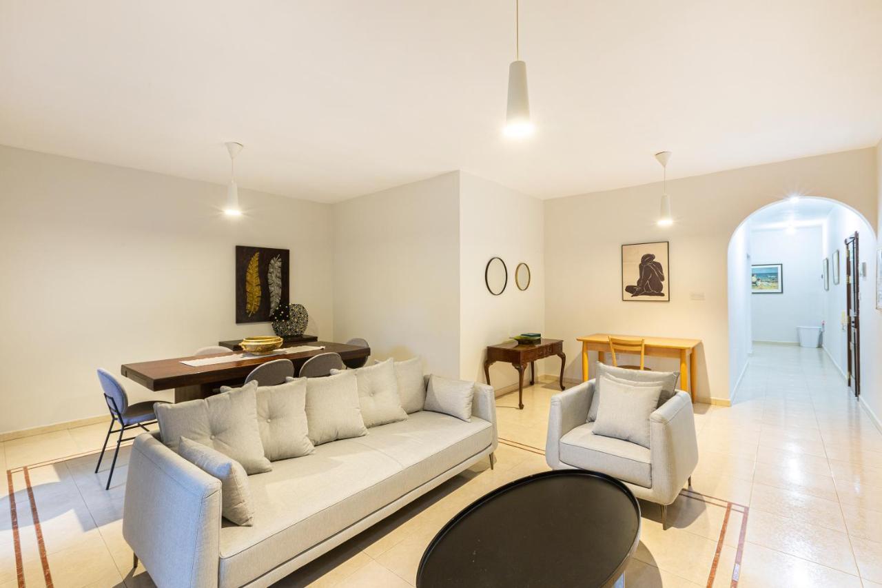 Sliema Central Apartment Just Minutes From The Beach By Jl Kültér fotó