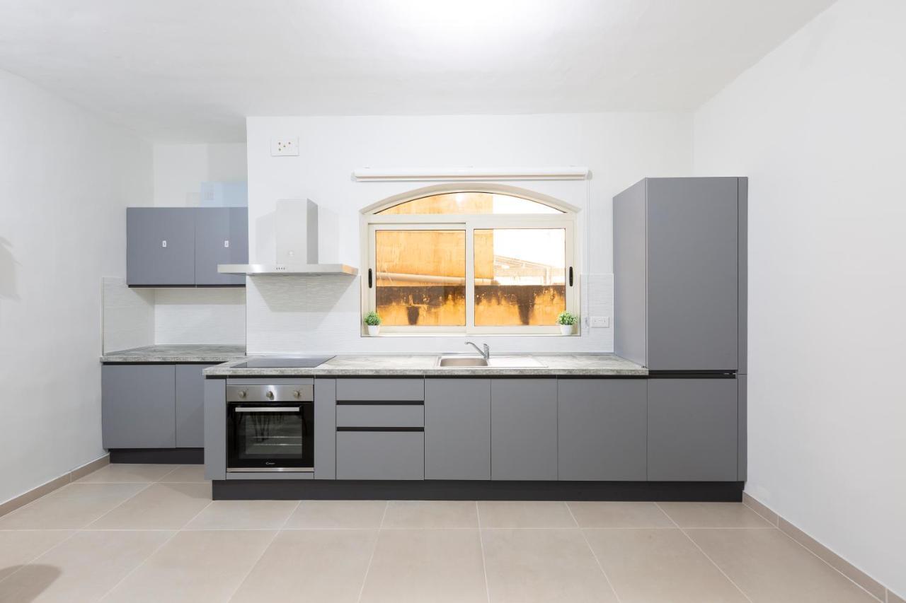 Sliema Central Apartment Just Minutes From The Beach By Jl Kültér fotó
