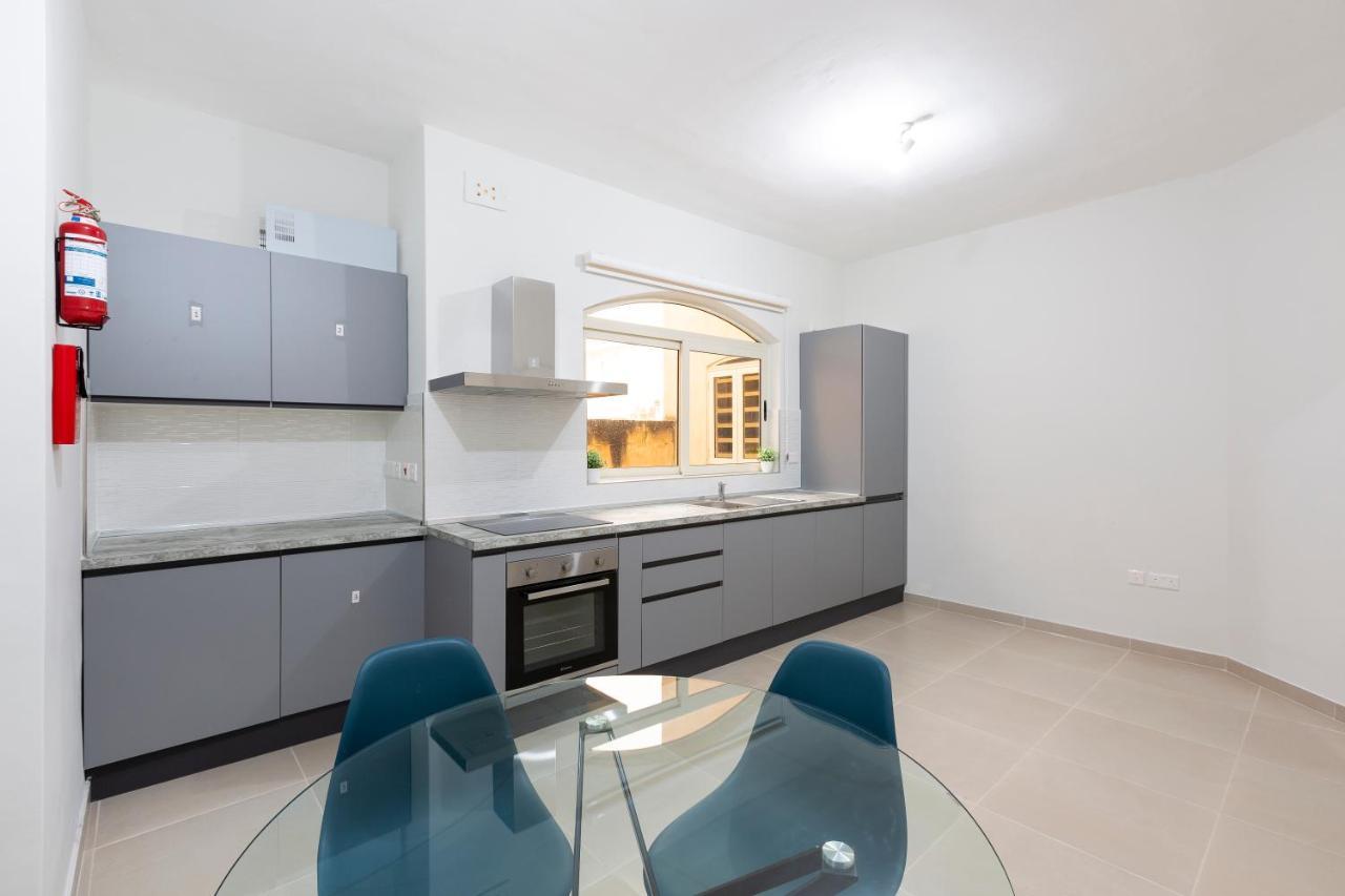 Sliema Central Apartment Just Minutes From The Beach By Jl Kültér fotó